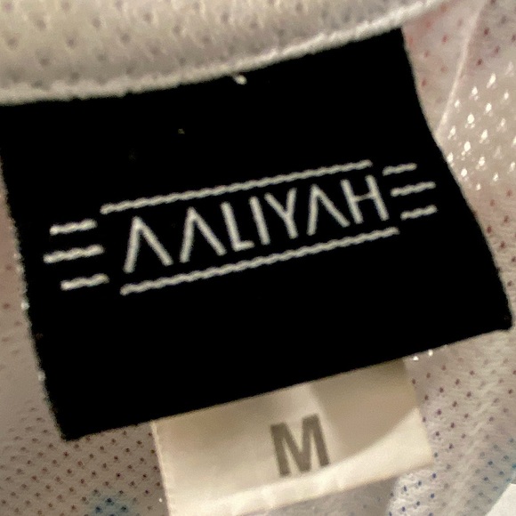 Official Authentic Aaliyah Jersey - Picture 4 of 6